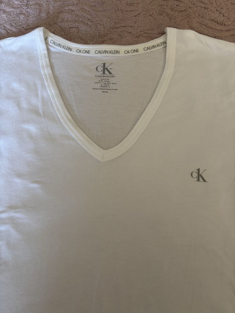 Calvin Klein С размер