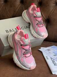 Balenciaga roz.