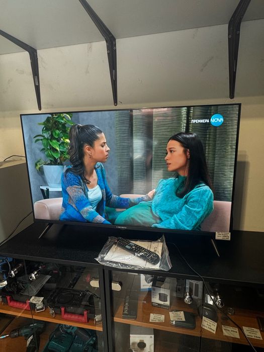 40” Телевизор Crown