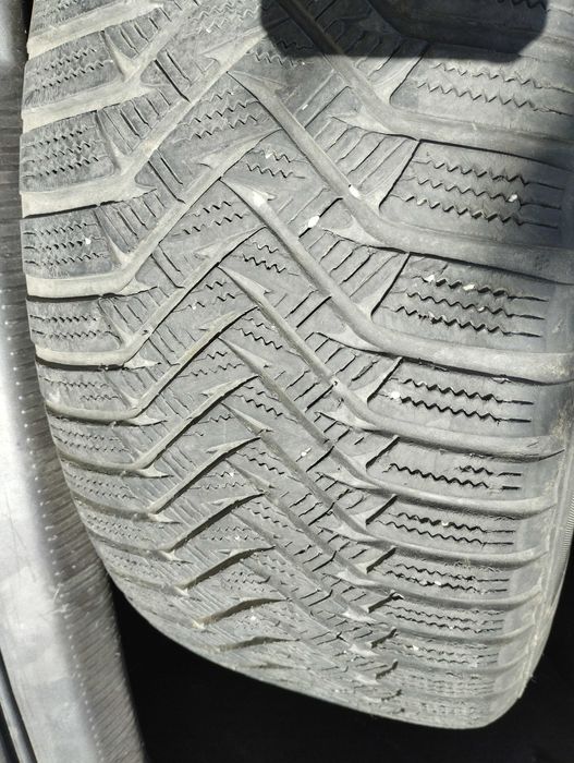 225 55R16 летни гуми и зимни гуми за Пежо 607
