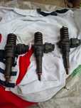 Vand 2 injectoare golf 4 1.9 tdi ajm 116 cp!!!