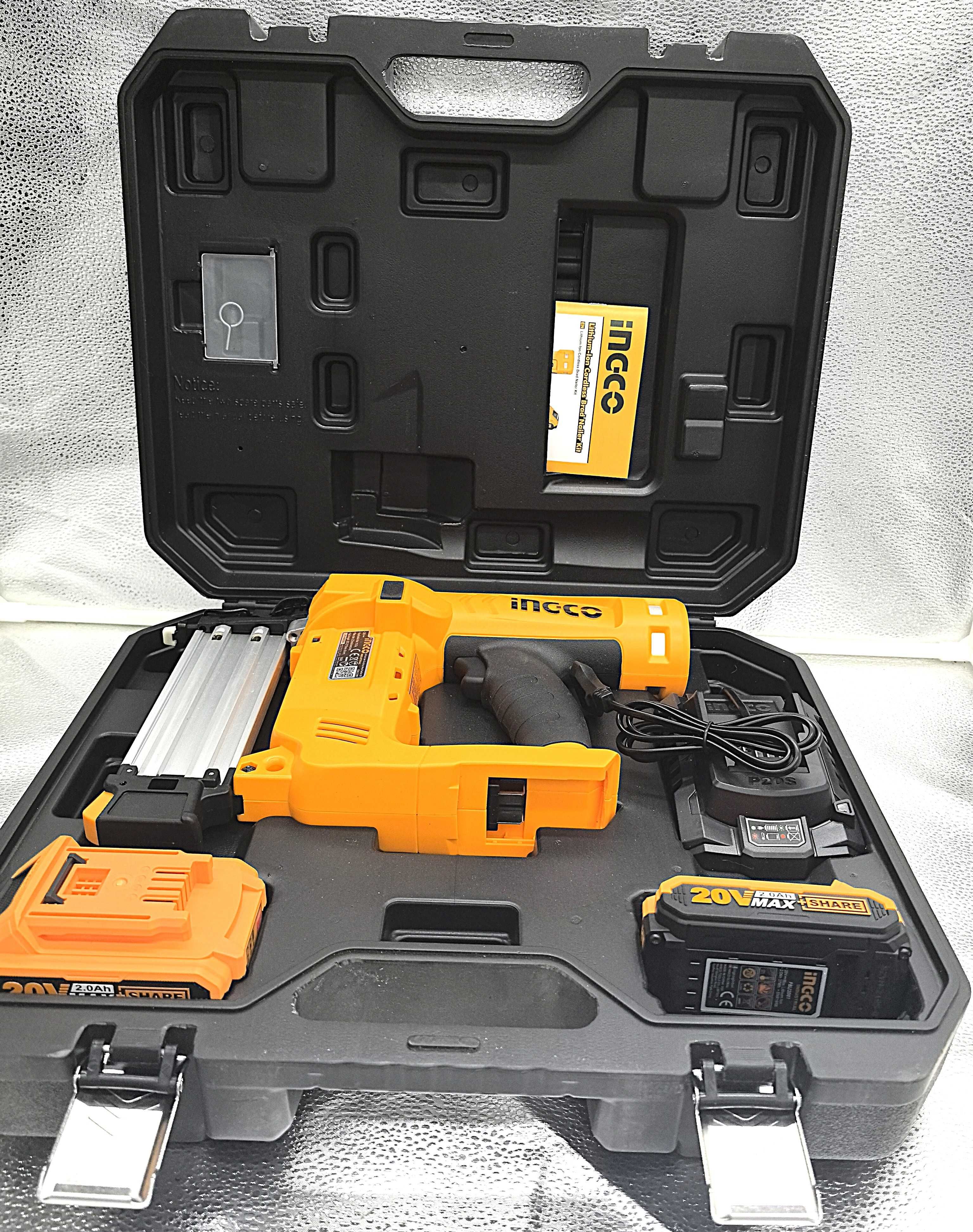 Pistol batut cuie 20V + 2 acumulatori si incarcator!