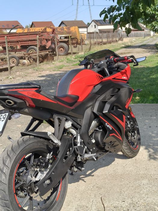 Motocicleta Taro GP2 125cc A1