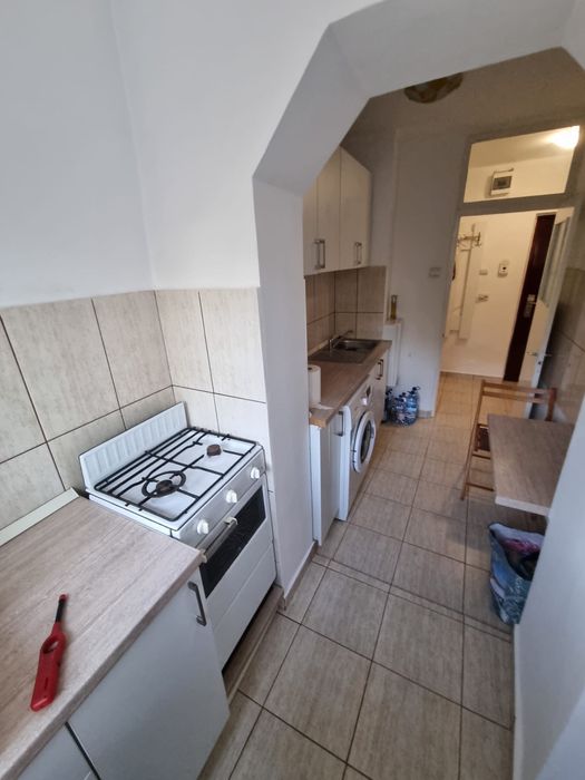 Inchiriez apartament cu 1 camera