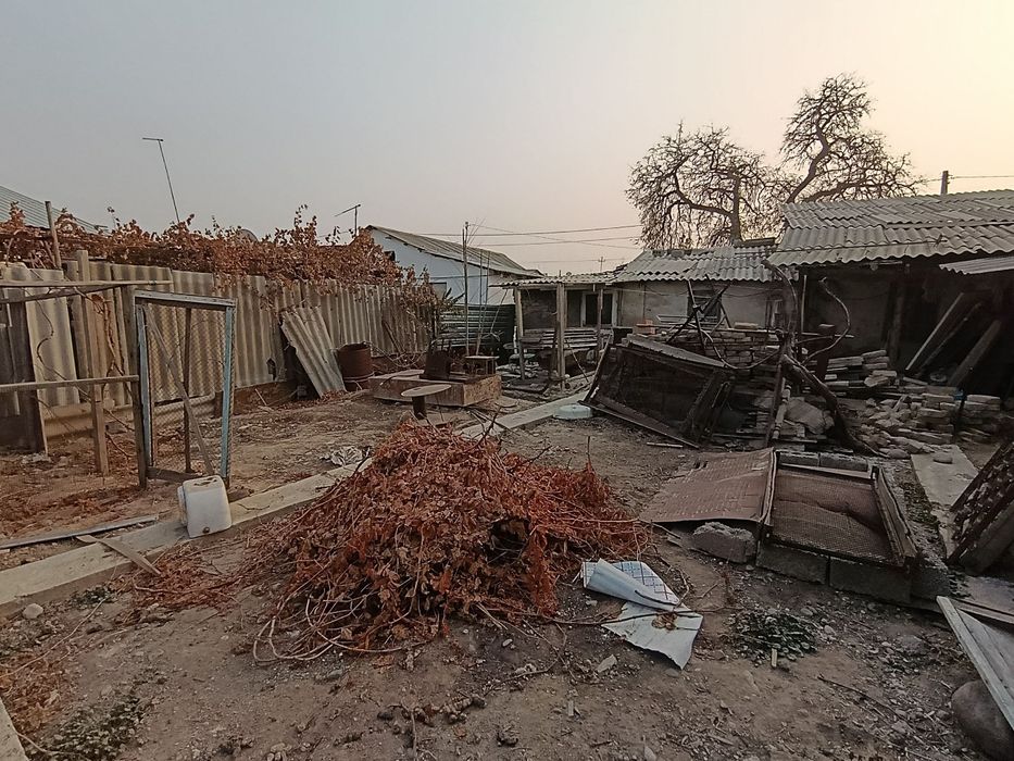 Продаётся 2 комнатный дом в Бектемирском районе, Рядом Куйлюк