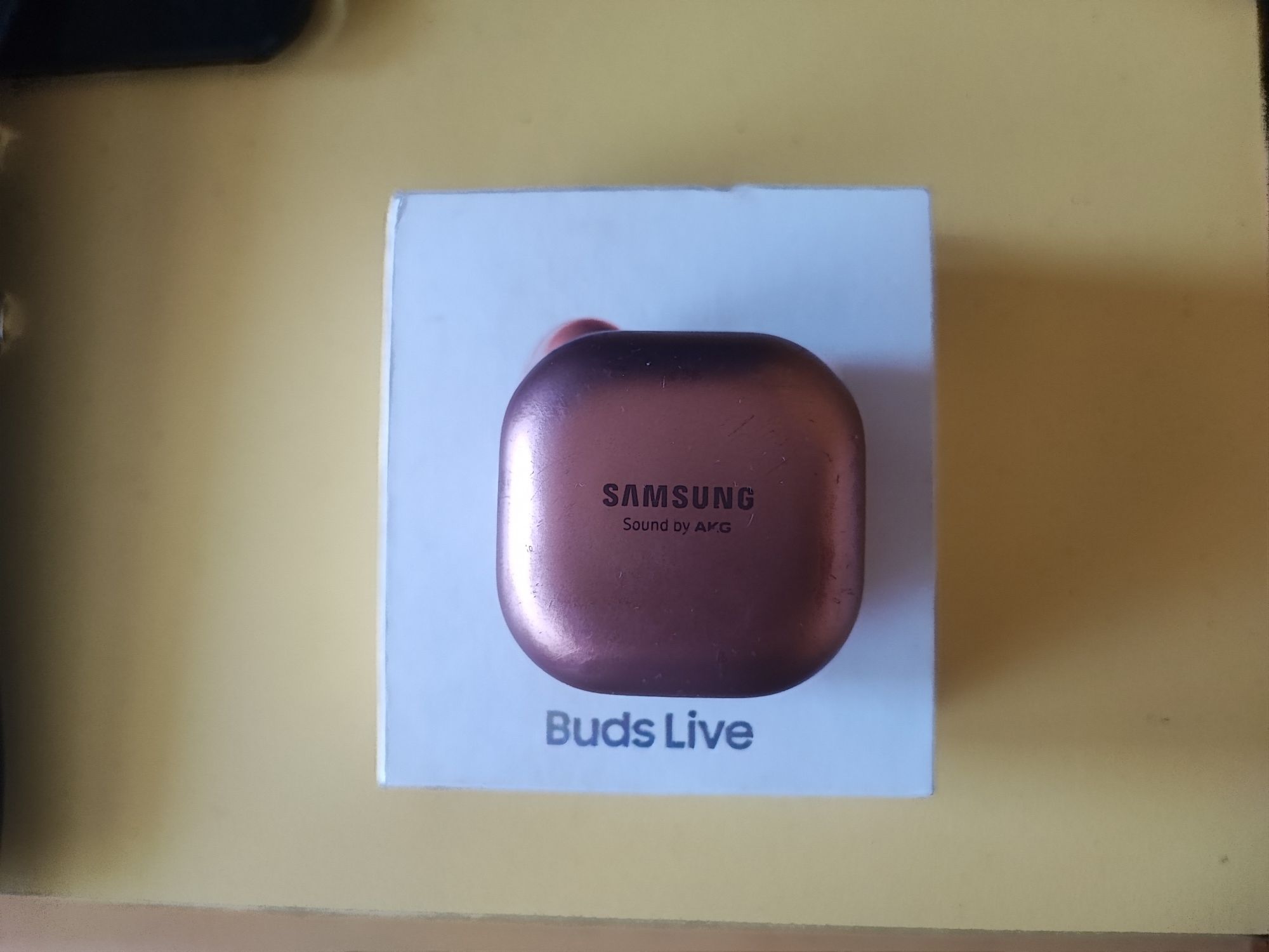 Bluetooth слушалки Samsung Galaxy Buds Live