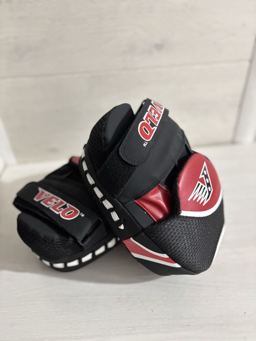 Лапа боксерский велр