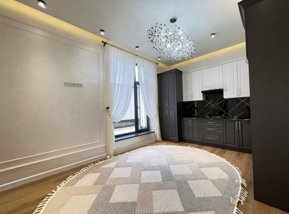 Продается танхаус шикарний элитний