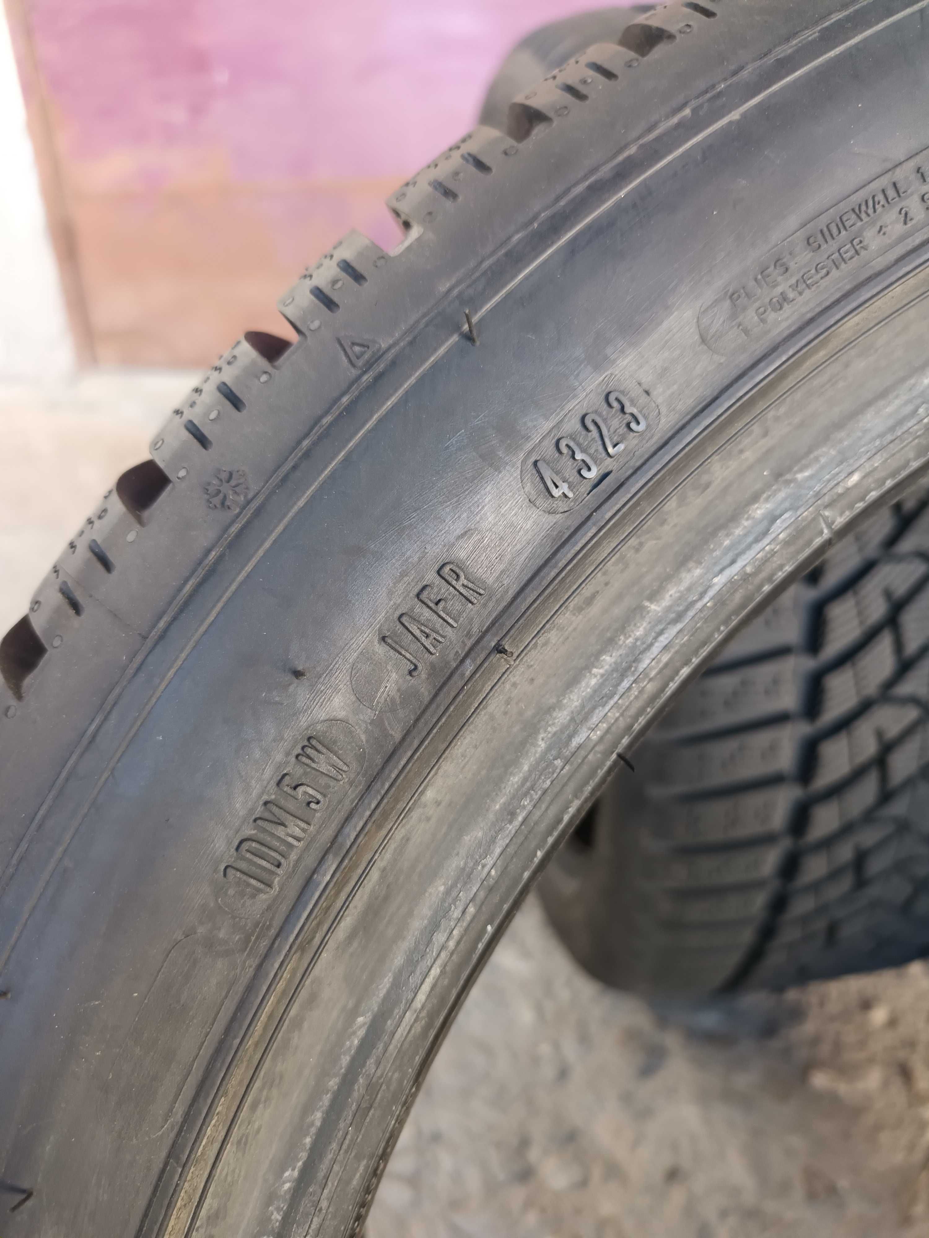 2 Нови зимни гуми 255/40 R19 Dunlop WInter Sport 5 100V M+S XL Germany