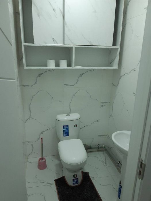 Sergeli metro yonida