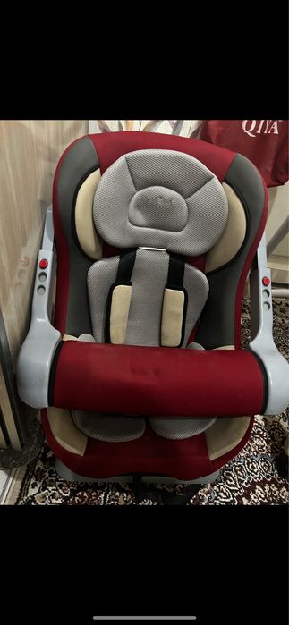 Продам детское автокресло