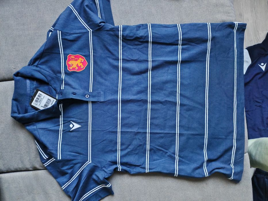 Официален екип сет на националния отбор по футбол на България, Л разме