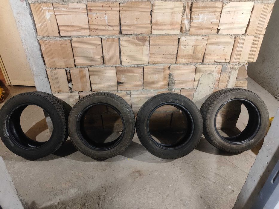 Комплект Зимни Гуми