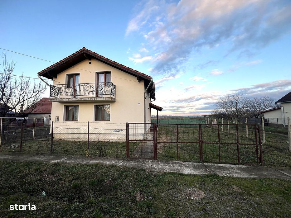 Casa gata de mutat-Vetis- Strada Principala