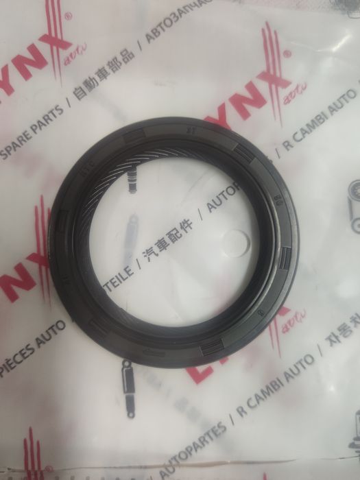 Сальник коленвала передний