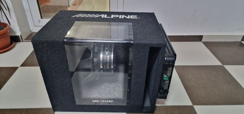 Бас каса alpine с усилвател thunder