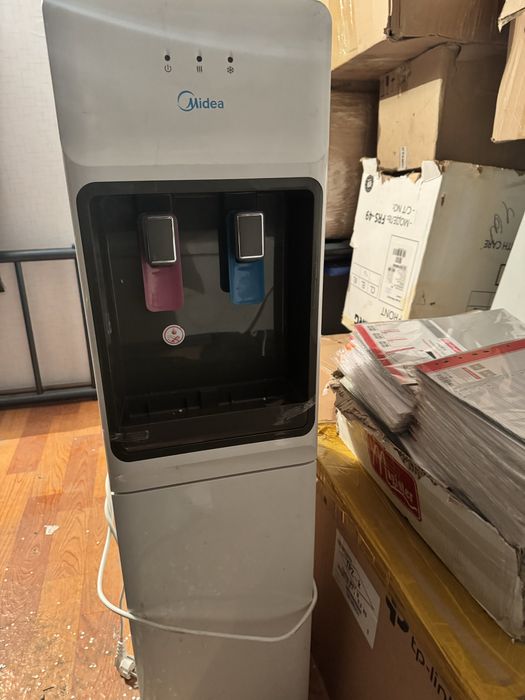 продам диспенсер