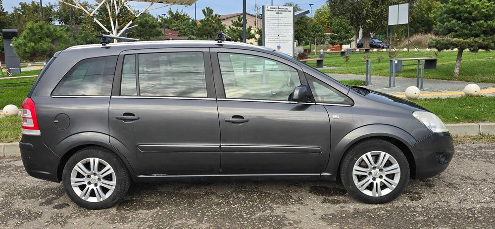 Opel Zafira 2010 1.7cdti 7 locuri