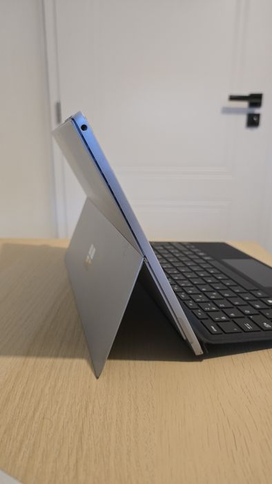 Microsoft Surface 7Pro+ , model 1960