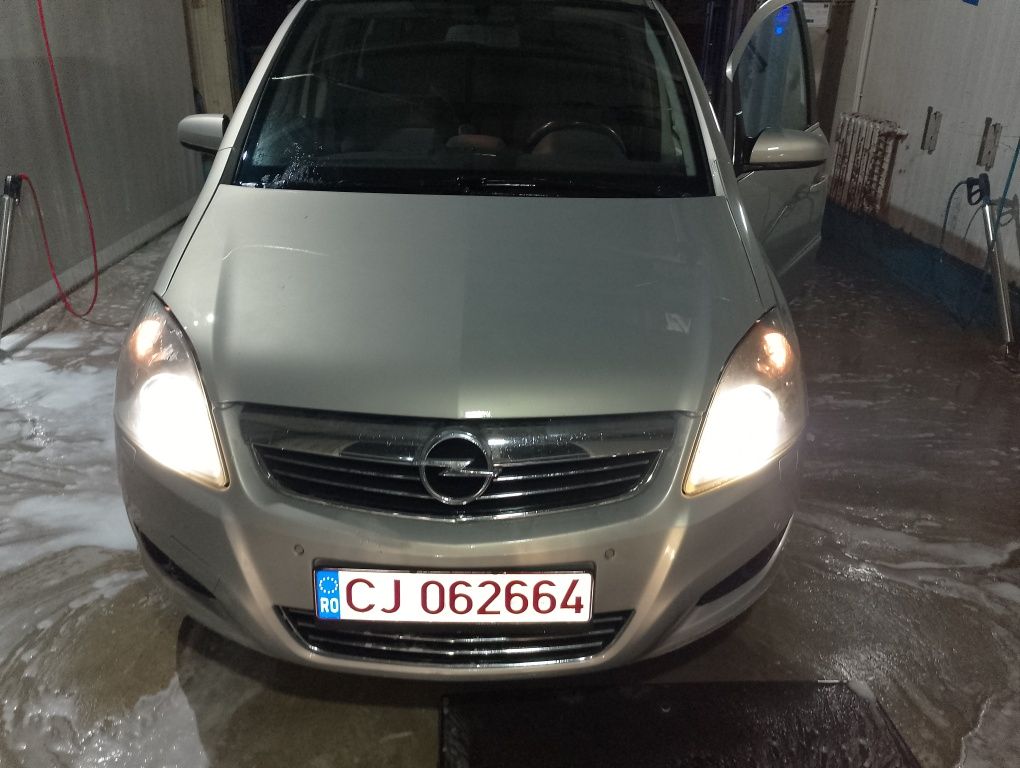 De vânzare Opel Zafira