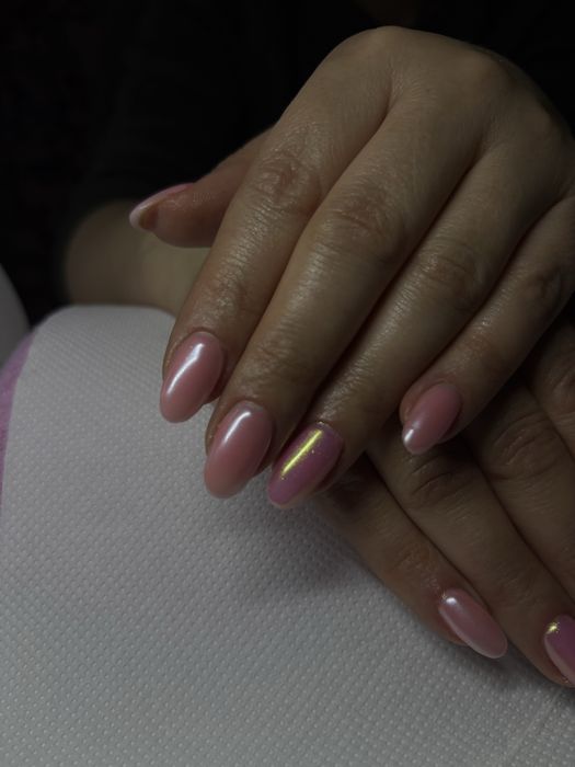 Manichiura cu gel si semi