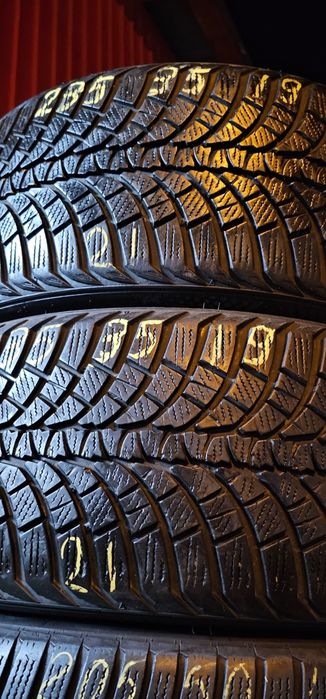 Anvelope 235 35 R19 IARNĂ 225 245 255 R20 30 40 45 R21 275 305 M+S 315