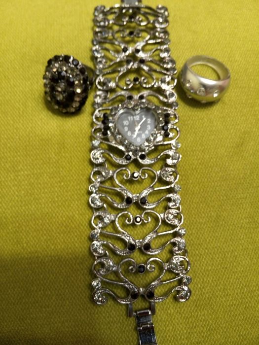 Часы, кольца, серьги, Серебро цепочка. Серьги бижутерия