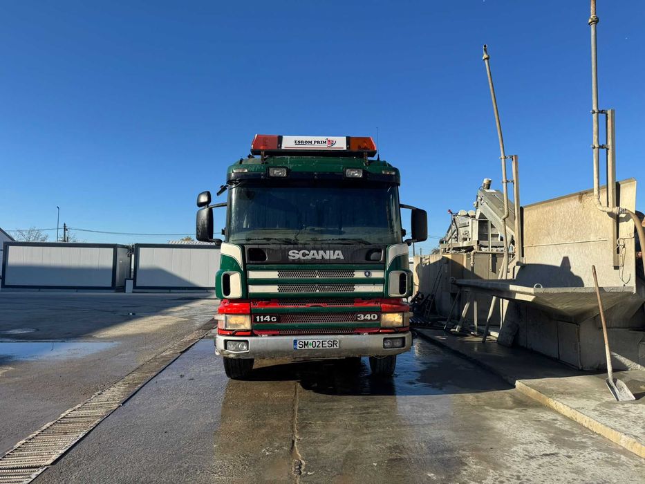 Scania autobetoniera tip P114GB 8X4