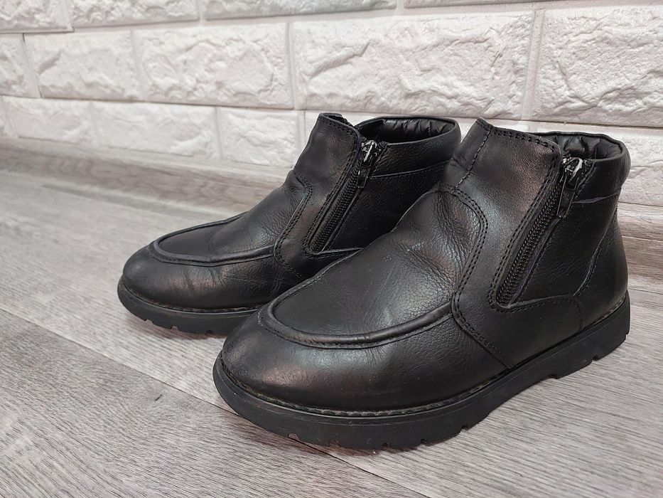 Ботинки дл мальчика  зимние с мехом