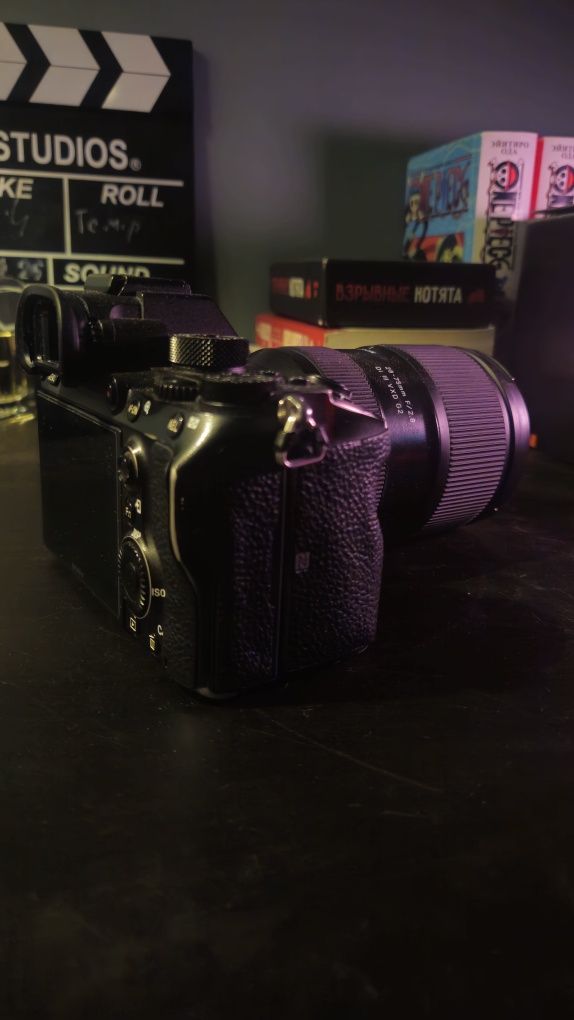 Sony A7R III (тушка) + оригинальная зарядка, аккумулятор,коробка ,доку