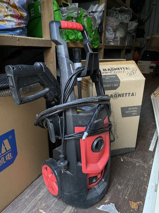 Продам мойку высокого давления Magnetta