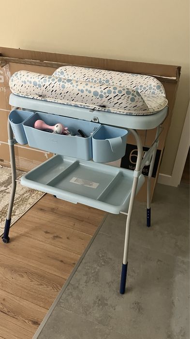 Пеленальный столик с ванночкой Chicco Cuddle & Bubble