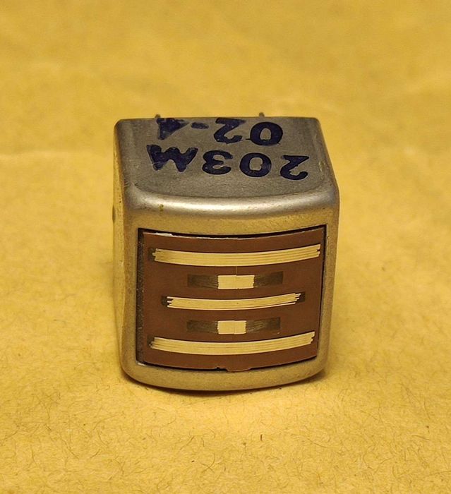 Cap magnetofon compatibil Majak, Kasthan, 100 ohm, nou (NOS).