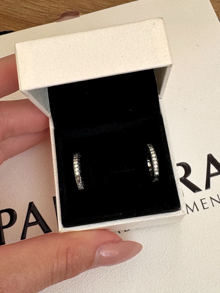 Пандора обеци Pandora