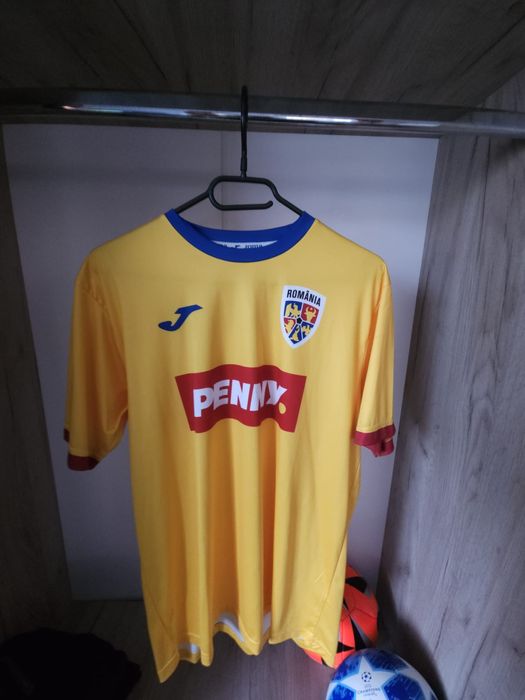 Tricou fotbal Original România Penny 2024

Descriere: Vând tricou orig