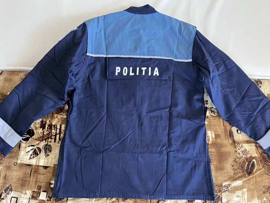 Geaca matlasata Politia Romana