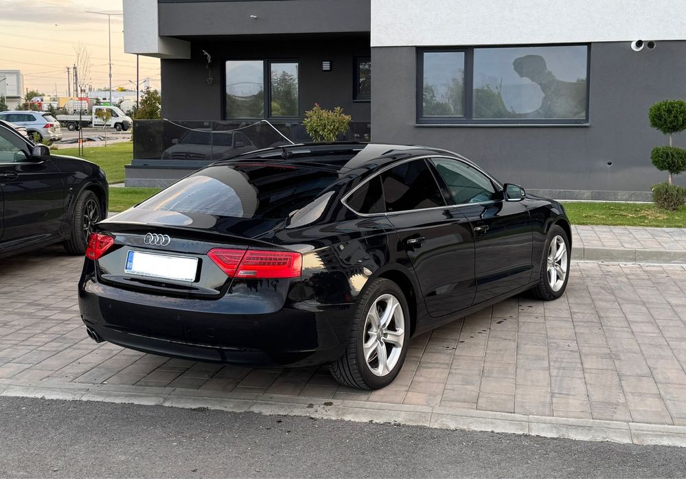 Vând audi a5/ 2.0 177 cp 2014/ automat/carvertical verde