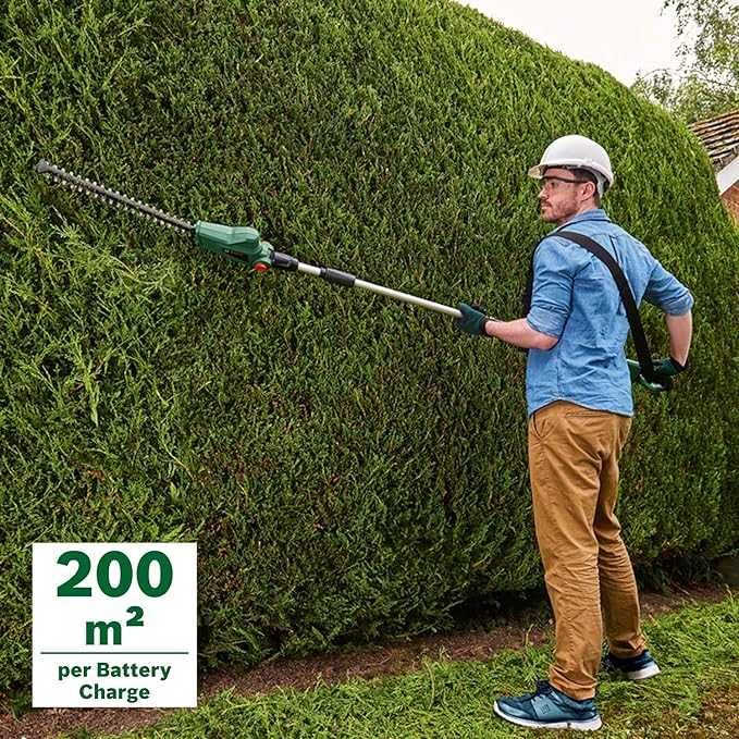 Mașină de tuns gard viu telescopic fără fir Bosch UniversalHedgePole