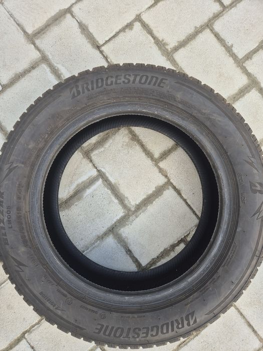 2 cauciucuri Iarnă Bridgestone 185/60 R15