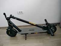 Vând trotineta electrica
