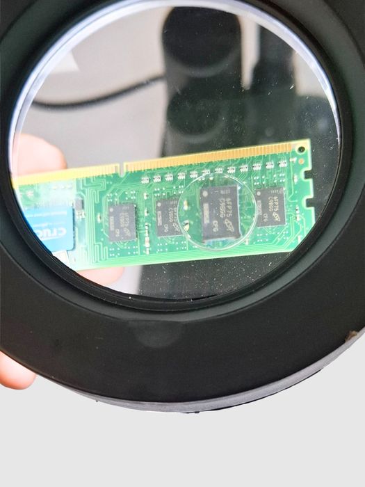 Лампа с лупой и подсветкой YAXUN YX928A