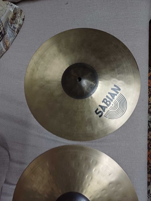 Продавам фус чинели Sabian HHX 14" и Mainl
