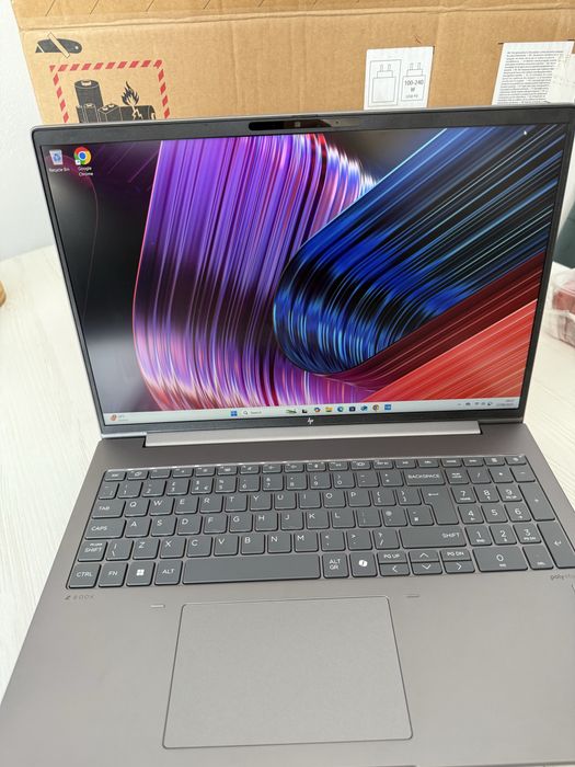 Laptop Hp Zenbook power G11 Intel Ultra 7 32Gb ram