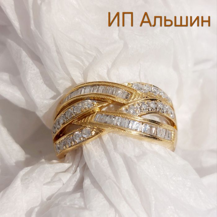 Продам роскошное золотое кольцо