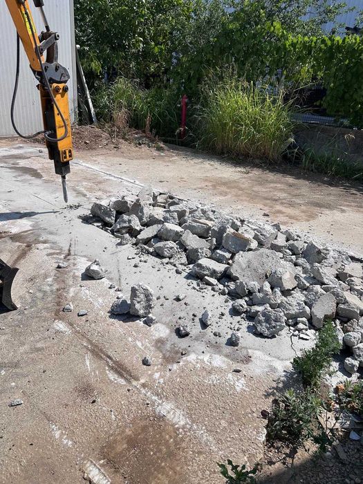 Execut excavari / sapaturi / decopertari / demolari / defrisari etc.