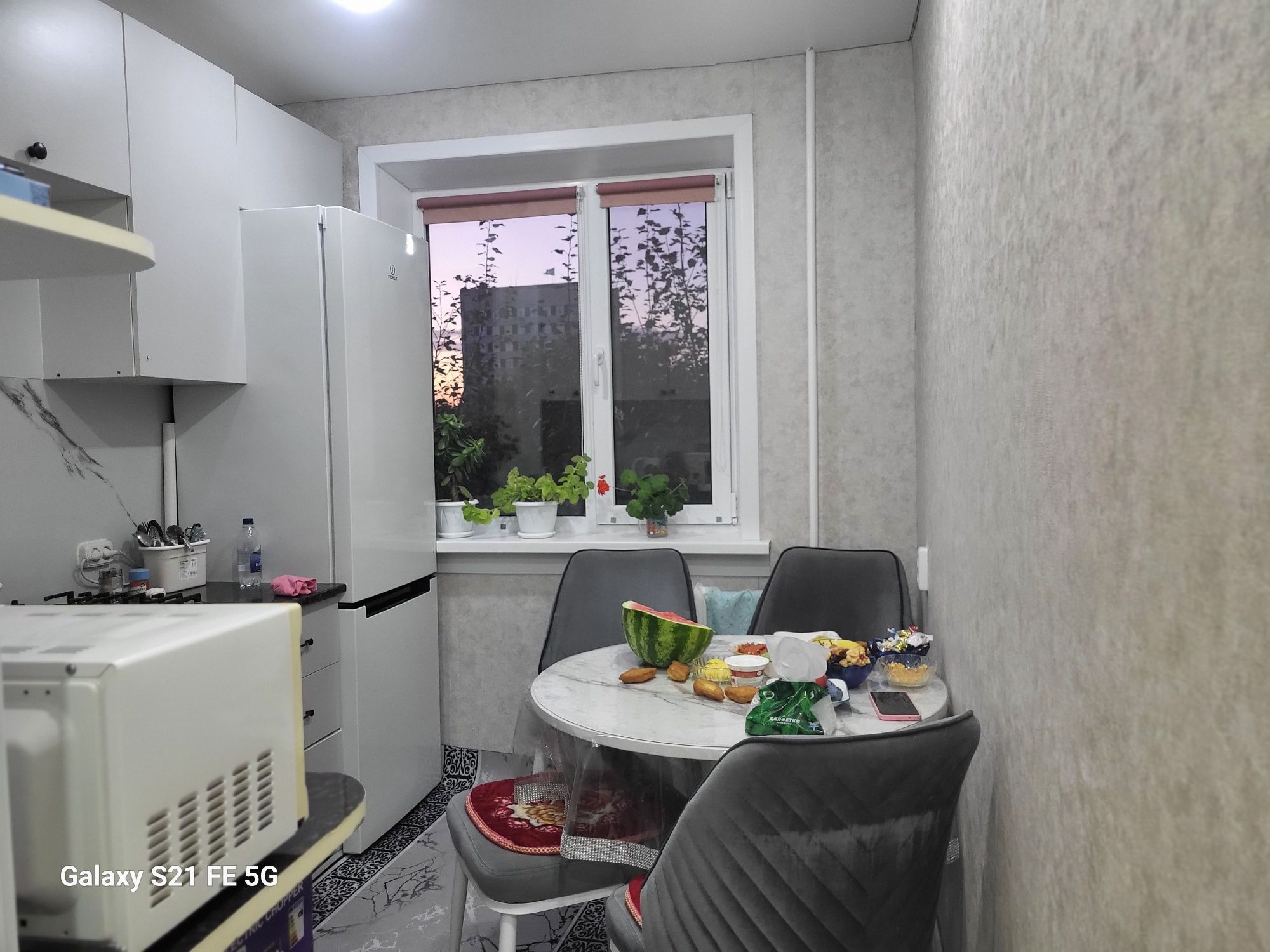 Продам 2комн квартиру по адресу 4микр 12 дом.