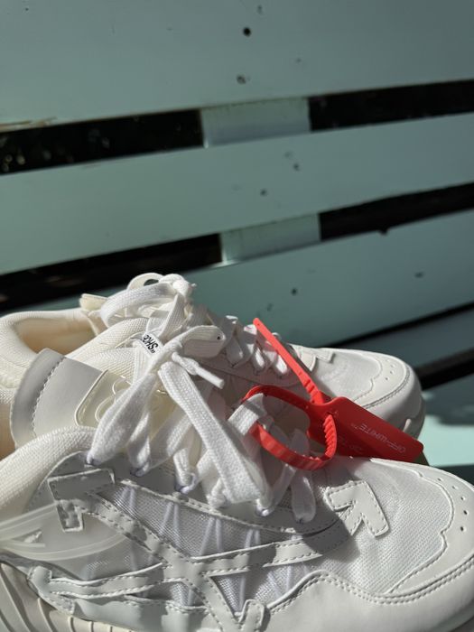 Off White Odsy 1000 (Marimi: 39,41)