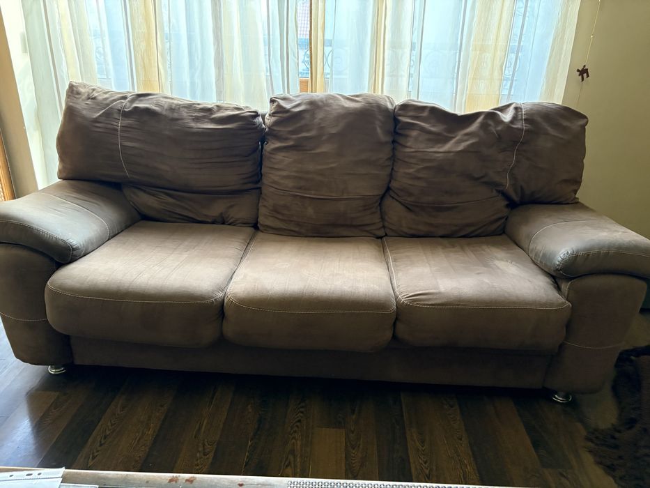 Диван ,тройка двойка и фотьойл