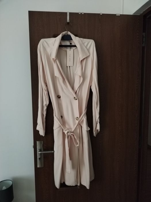 Trench ,pardesiu subțire ,primăvara nou