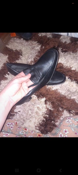 Pantofi din piele foarte comozi și moi ii interior